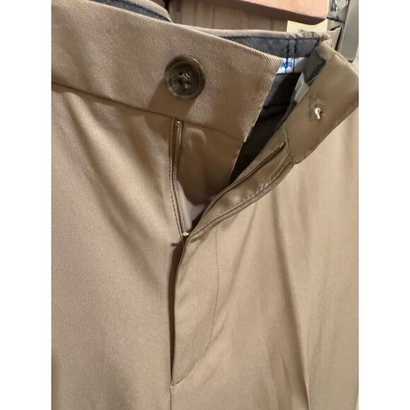 Haggar Men's Khaki Classic Fit Cool 18 Pro Dress Pants Flat Front 34W x 34L - Picture 10 of 12